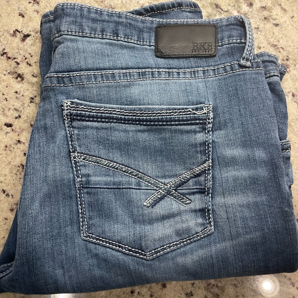 BKE Stretch Men’s Jeans 42/32. Very comfortable.